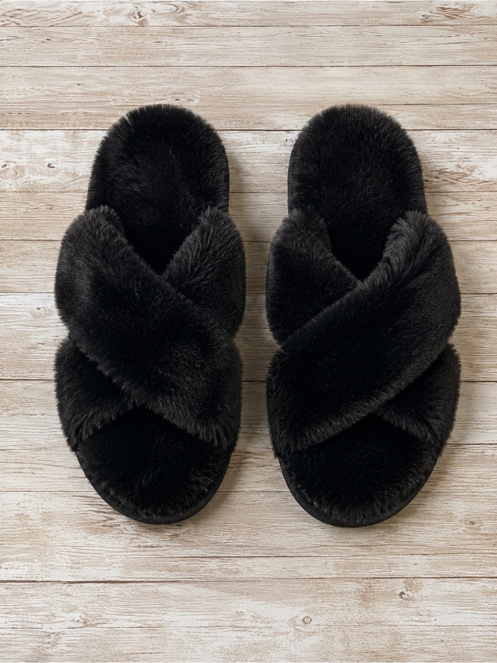 Jenni Women's Black Faux Fur Slippers NWOT Size 5/6